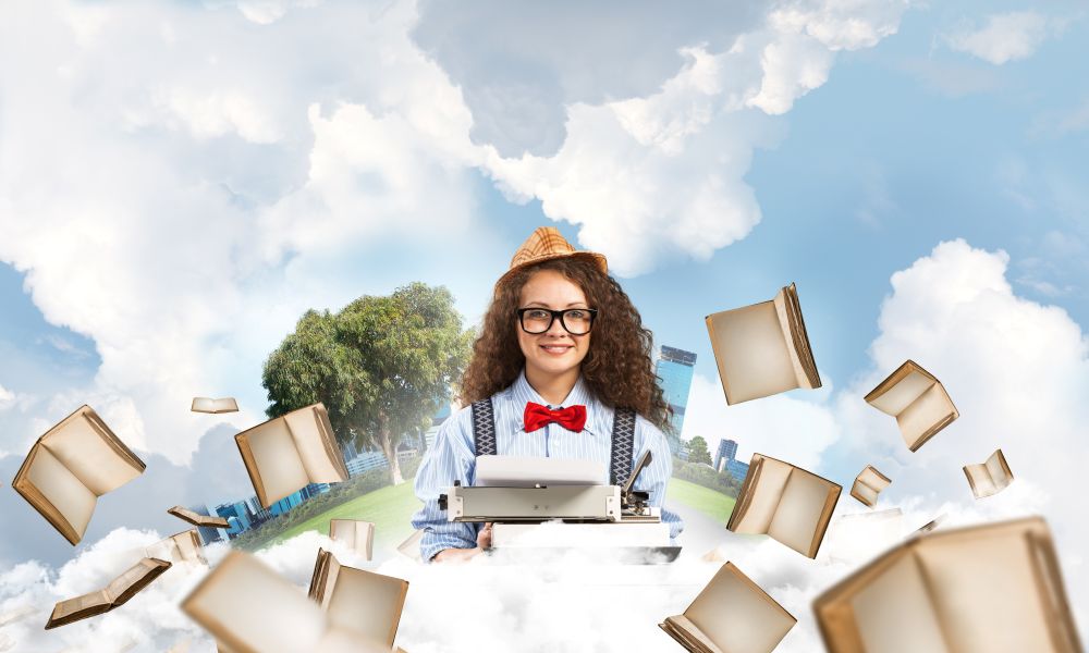 En tjej och böcker som flyger omkring runt henne.