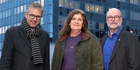 Mathias Bohman, Margareta Hamark och Roland Storm utanför Messingen i centrala Väsby.